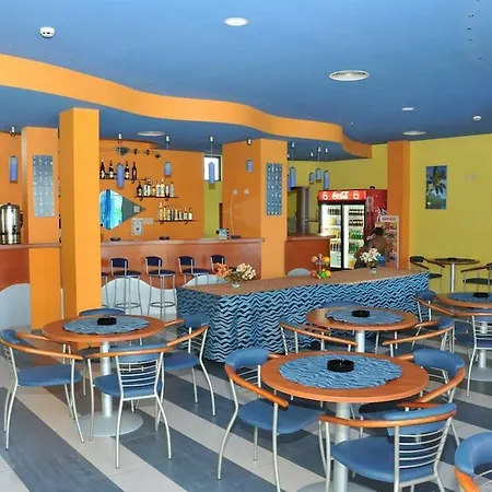 Otel Siana 2*