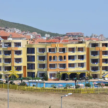 Siana Apartment *