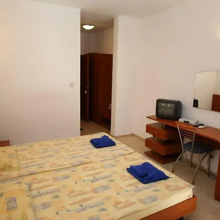 Siana Apartment *