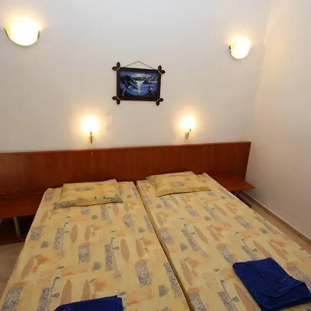 Apartment Siana *